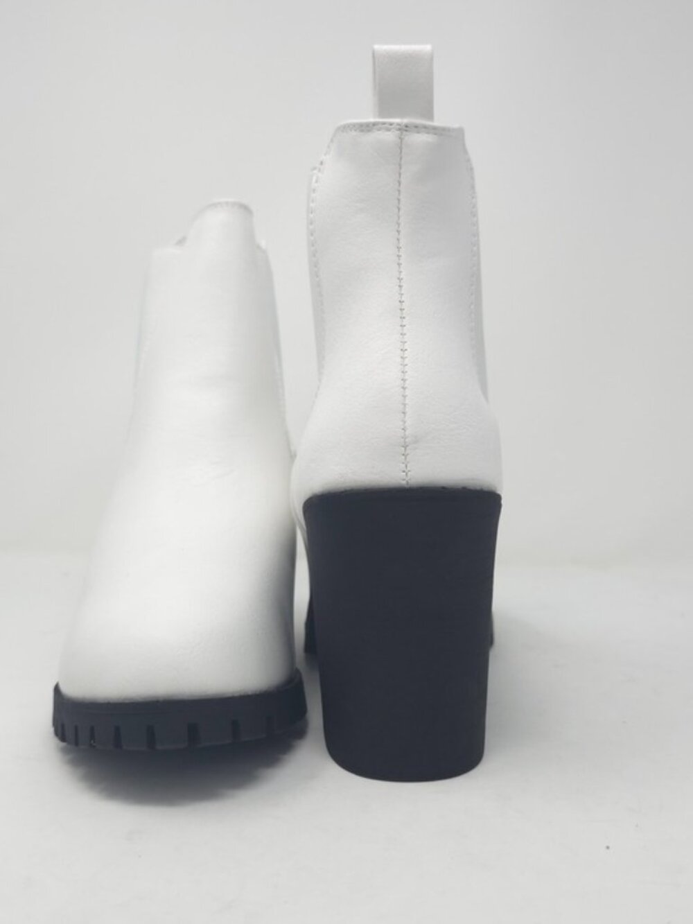 White Chunky Heel Ankle Boots Chelsea Style Platform Minimalist Trendy - Picture 4 of 10